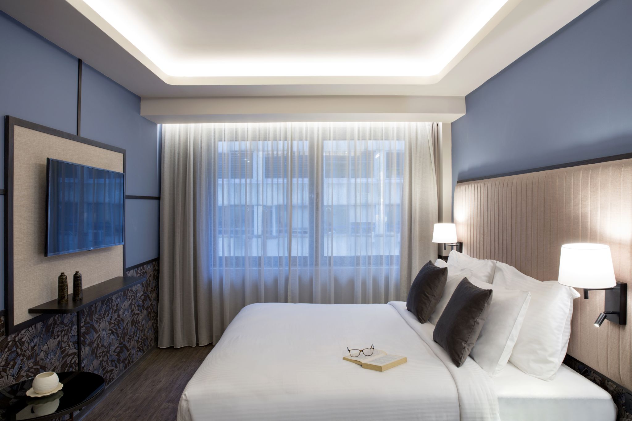 Athens key-hotel-tv.jpg