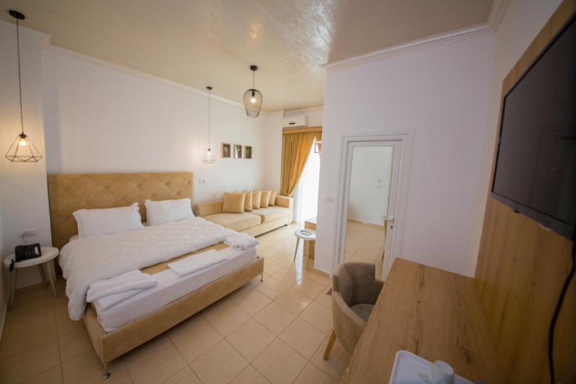 Hotel Murite-Superior soba balkon.jpg