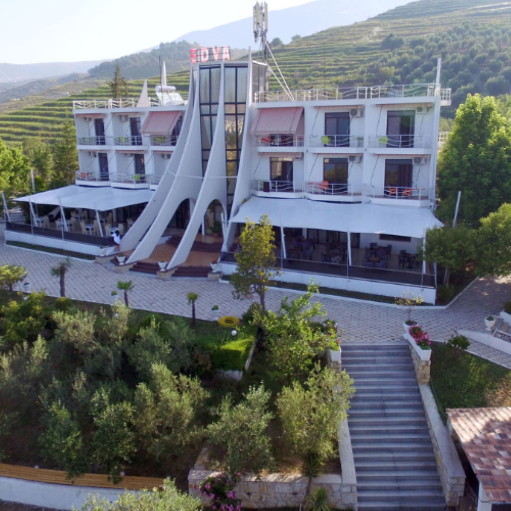 Hotel Edva-Hotel spolja.png