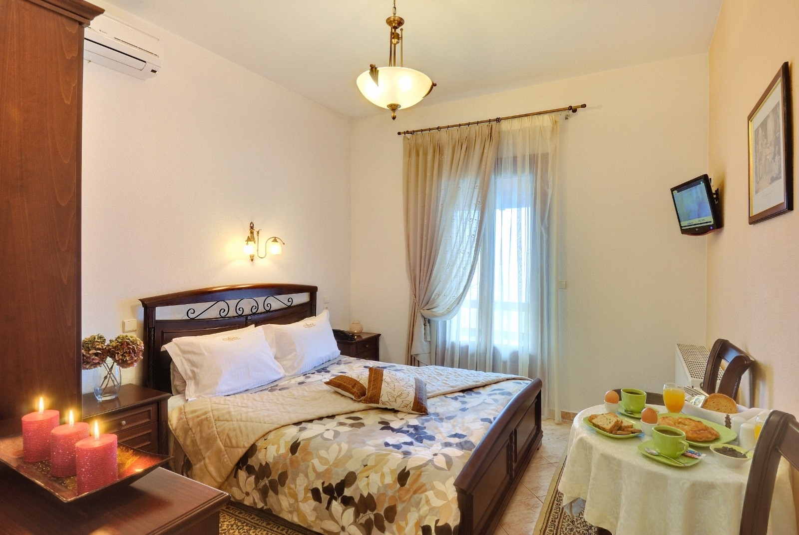 Iris-Guesthouse-soba.jpg