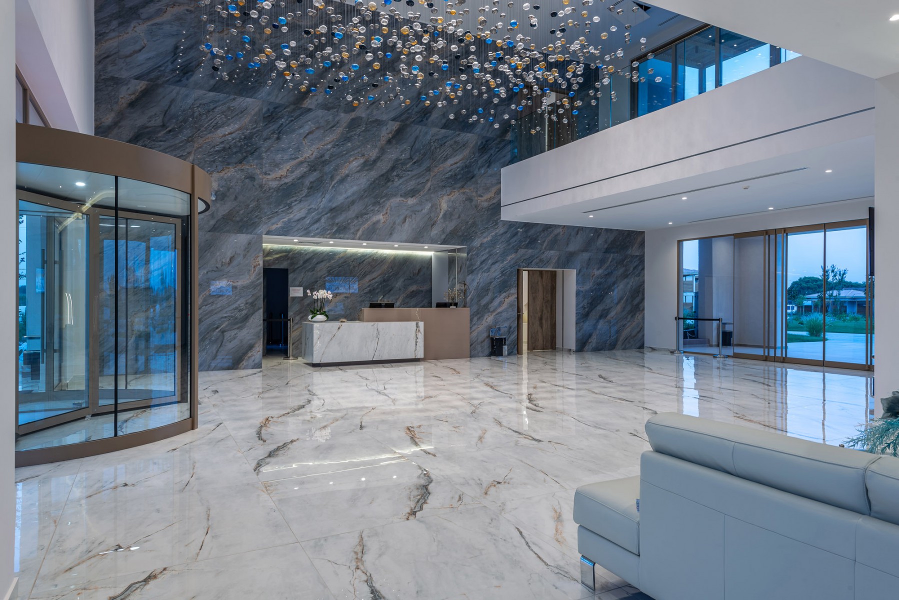 Grand-Elis-Hotel-lobi-recepcija.jpg