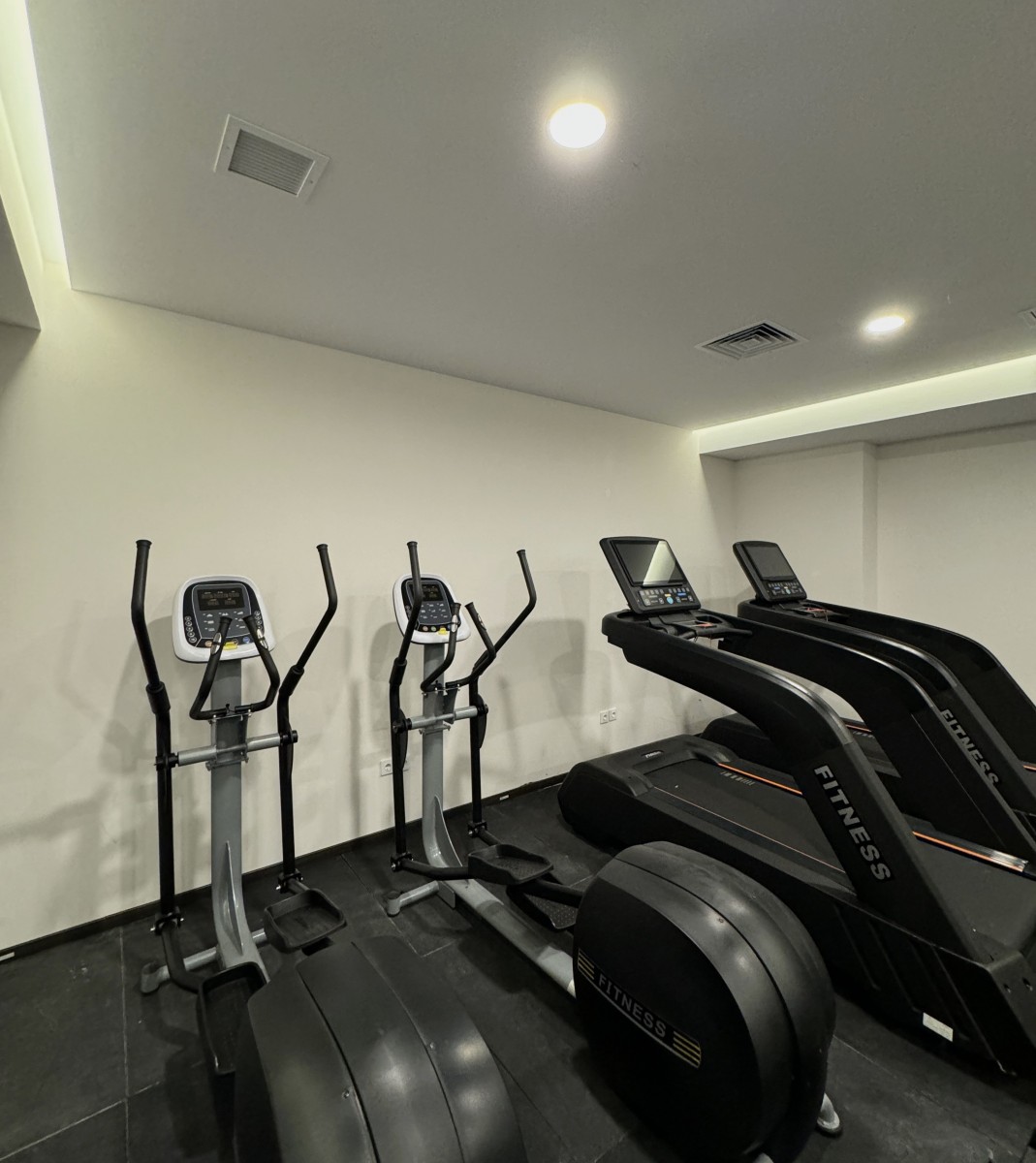 Grand-Elis-Hotel-teretana.jpg