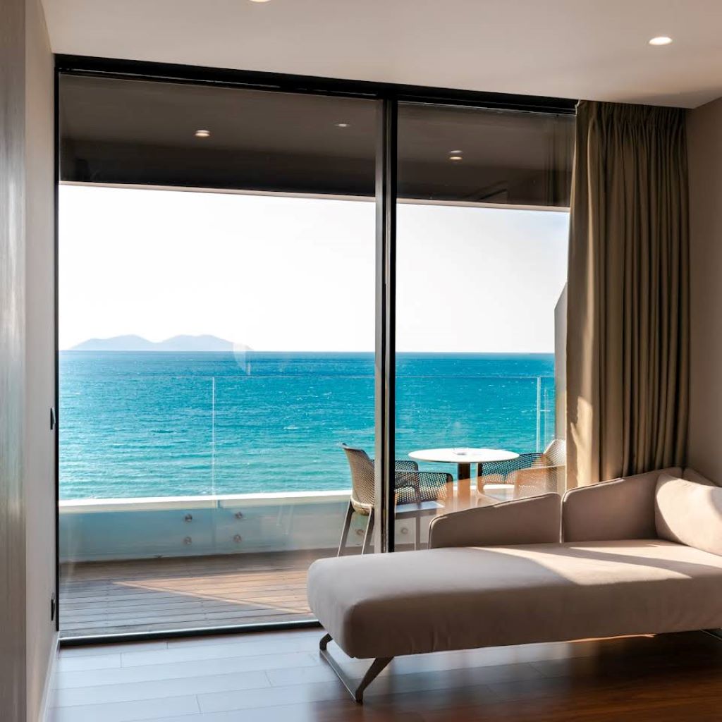 Hotel Yacht-Superior soba.jpg