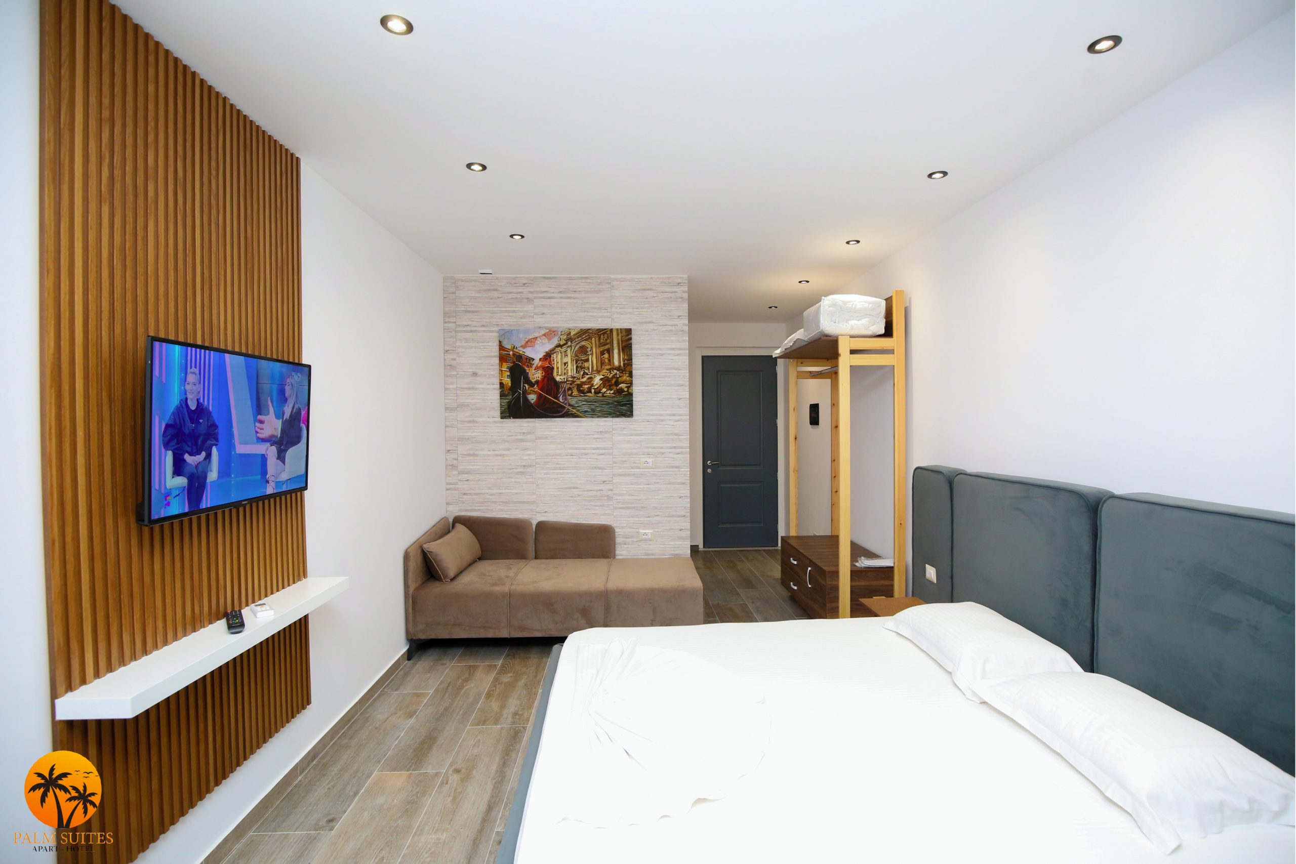 Palm Suites Apart Hotel-Standardan suite.jpg