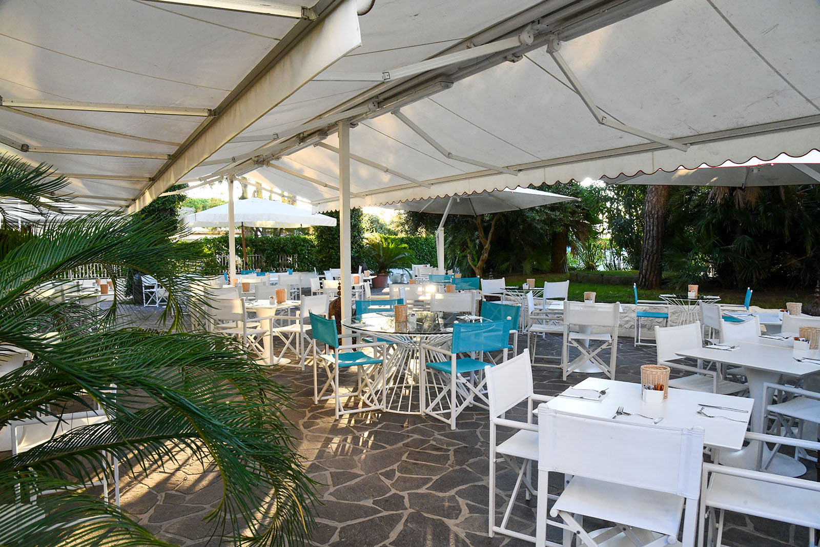 Hotel Majestic-Terasa restorana.jpg