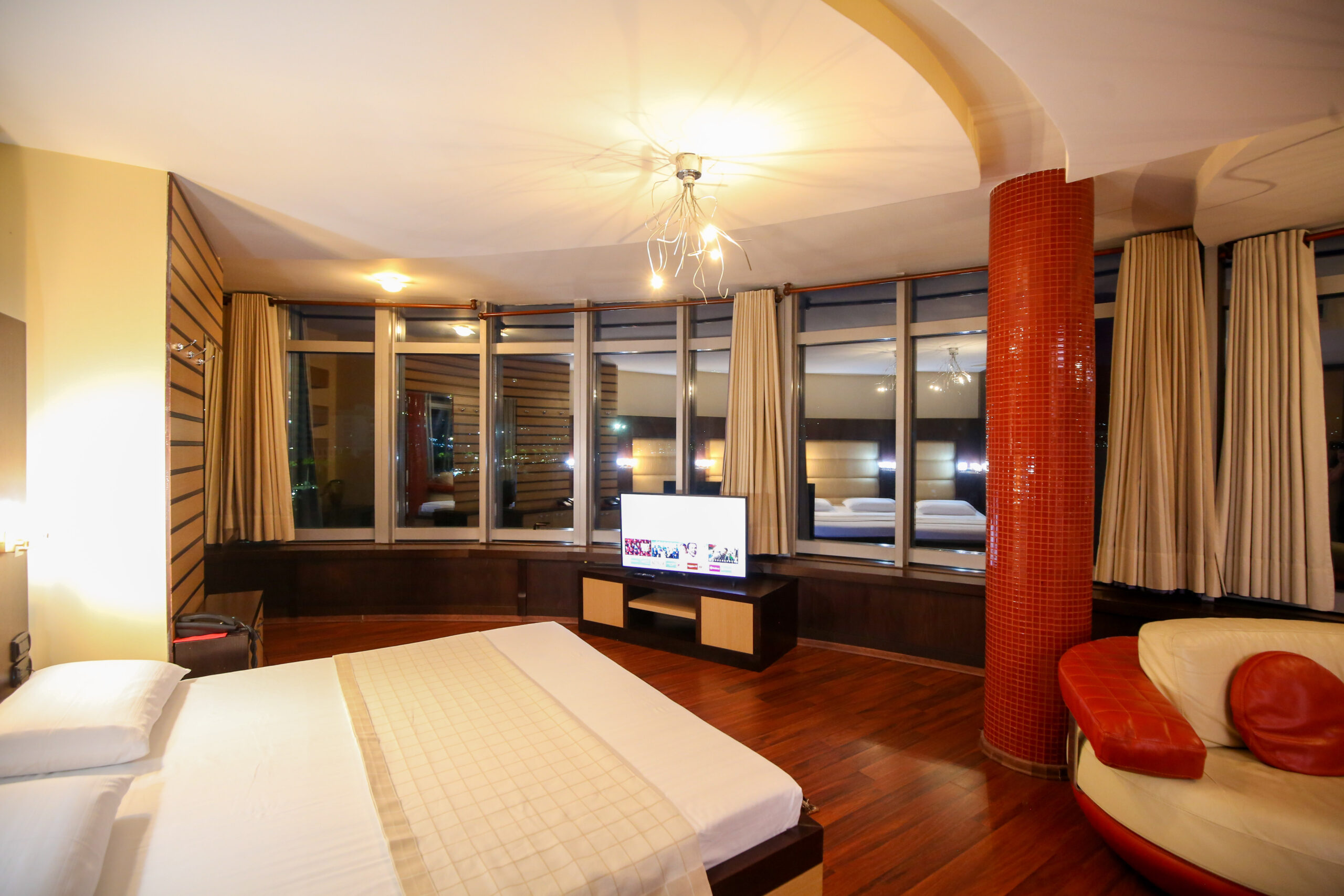 Vlora International-Superior suite.jpg