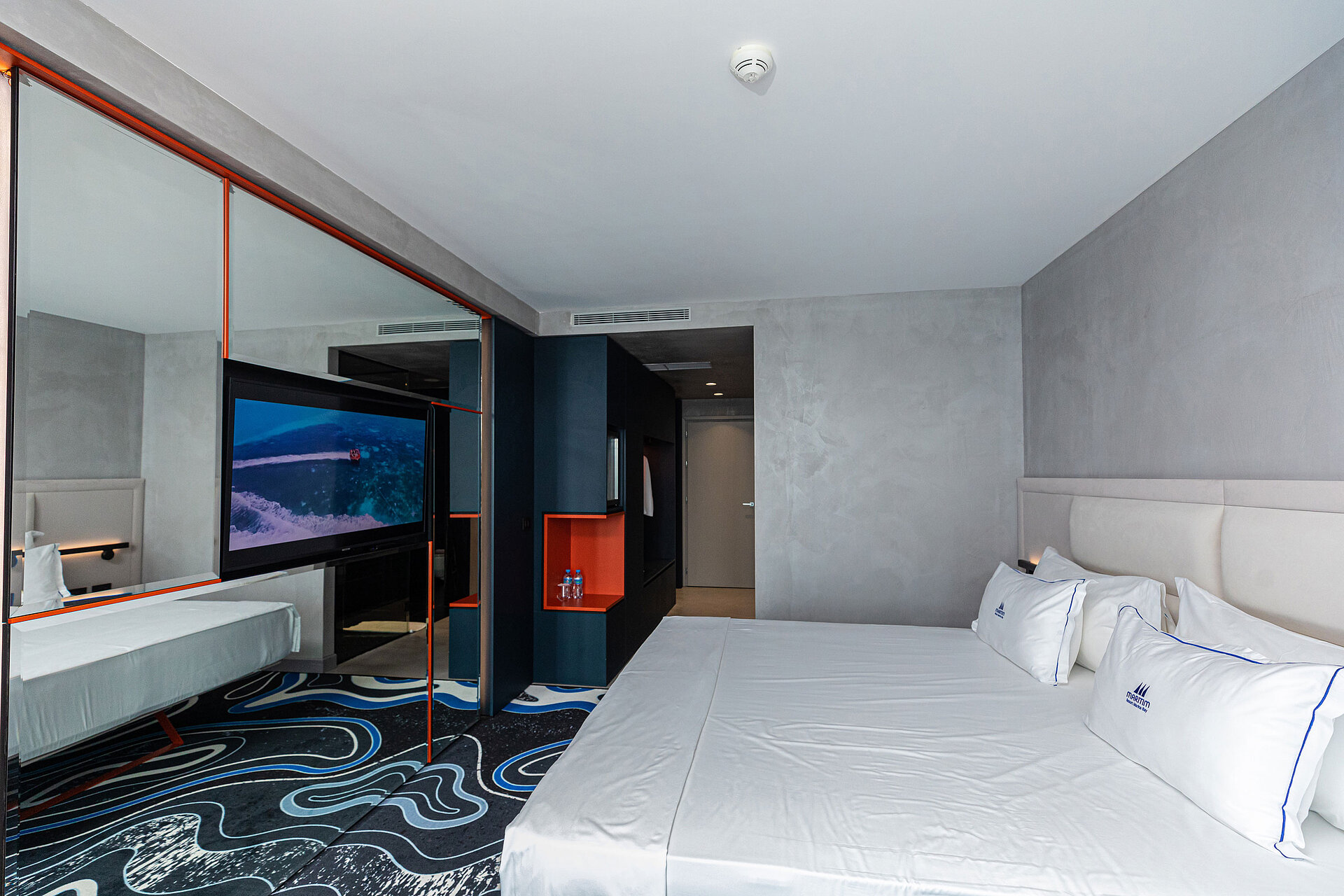 Hotel Maritim Resort Marina Bay-Superior soba.jpg