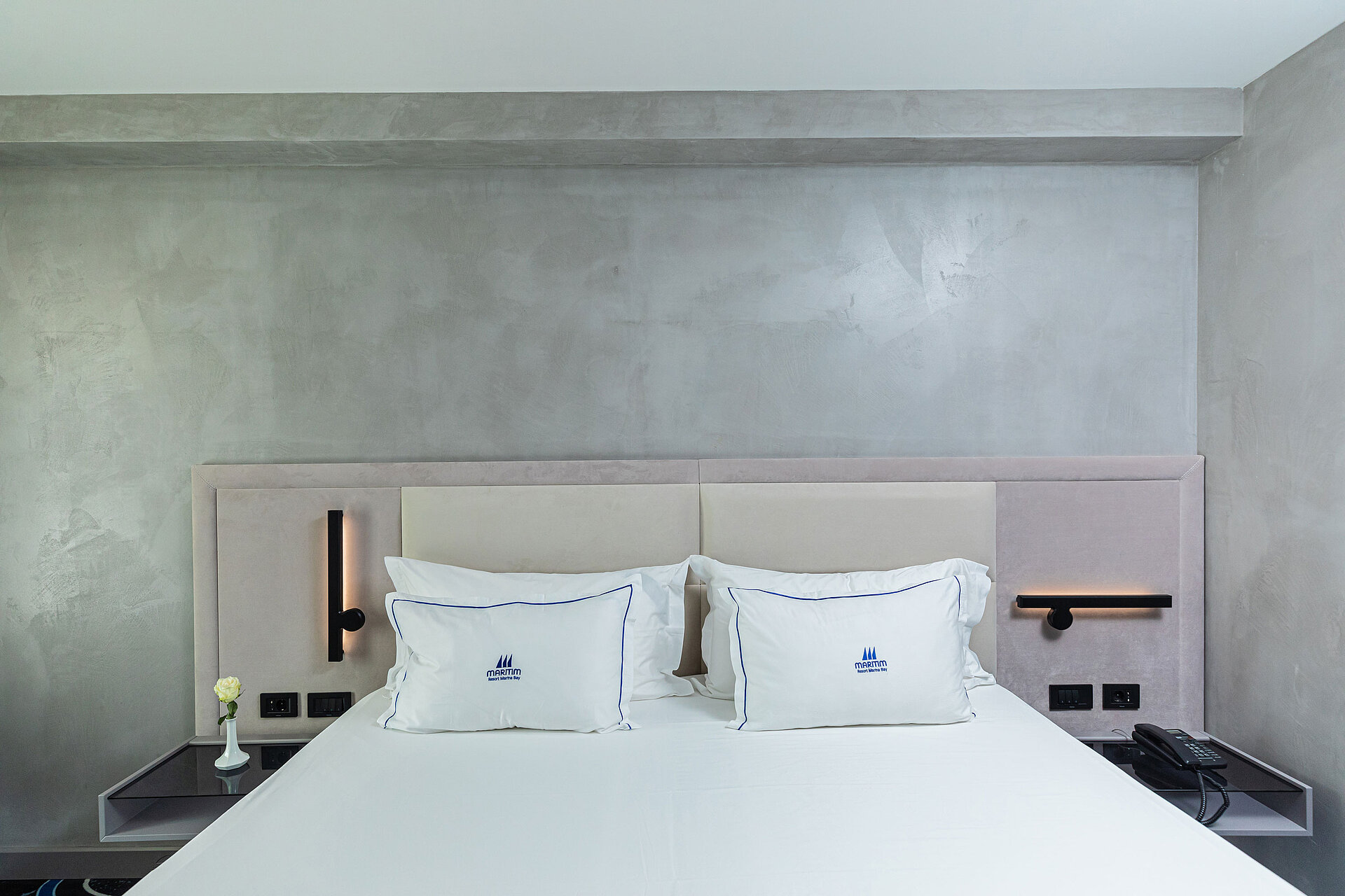 Maritim Resort Marina Bay Hotel-Superior soba pogled bazen.jpg