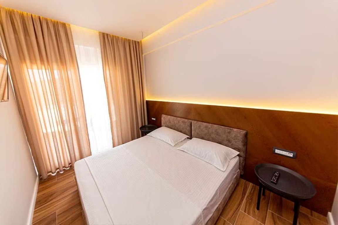 Inada Hotel-Standardna soba.jpg