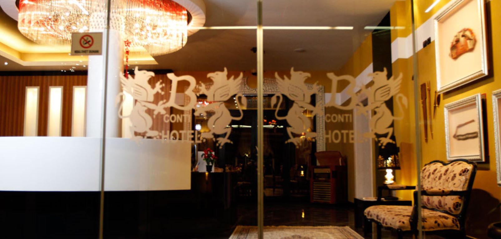 Hotel Bel Conti-Ulaz u hotel.jpg