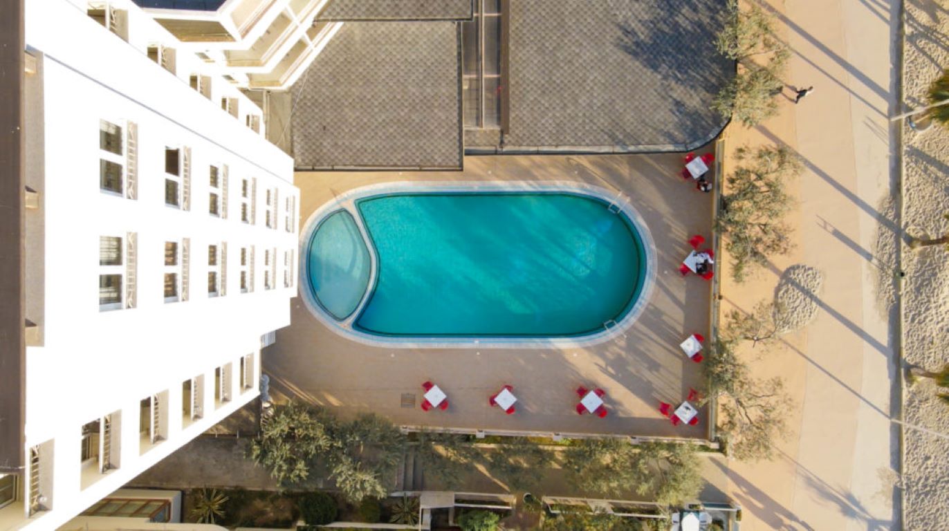 Majestic Hotel-Bazen.jpg