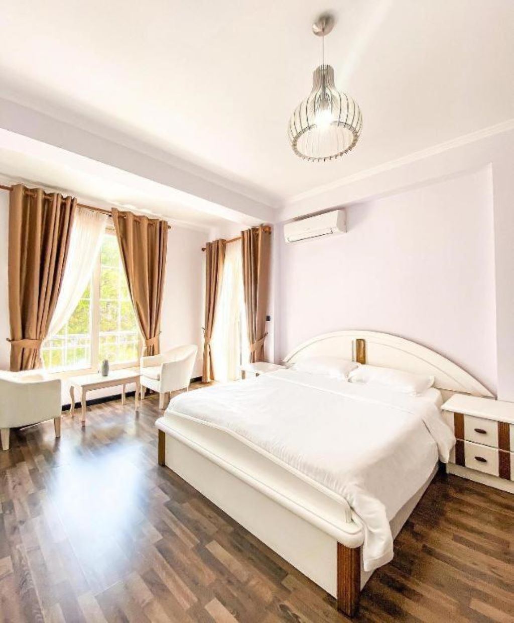 Majestic Hotel-Standardna soba.jpg