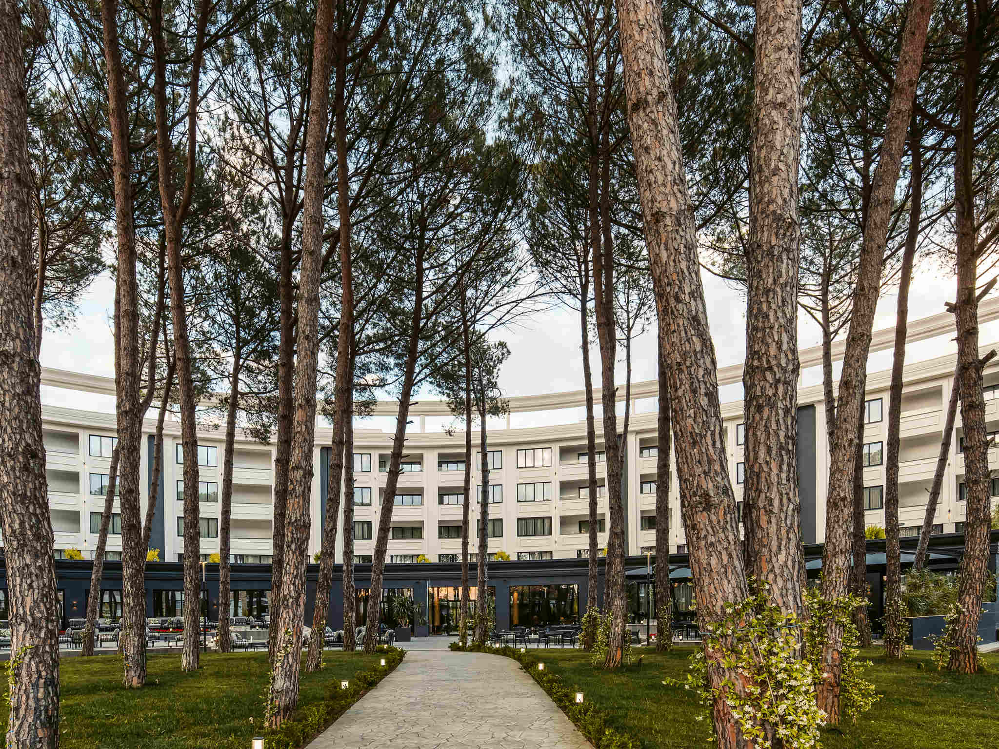 Movenpick Hotel Lalez Durres-Basta hotela.jpg