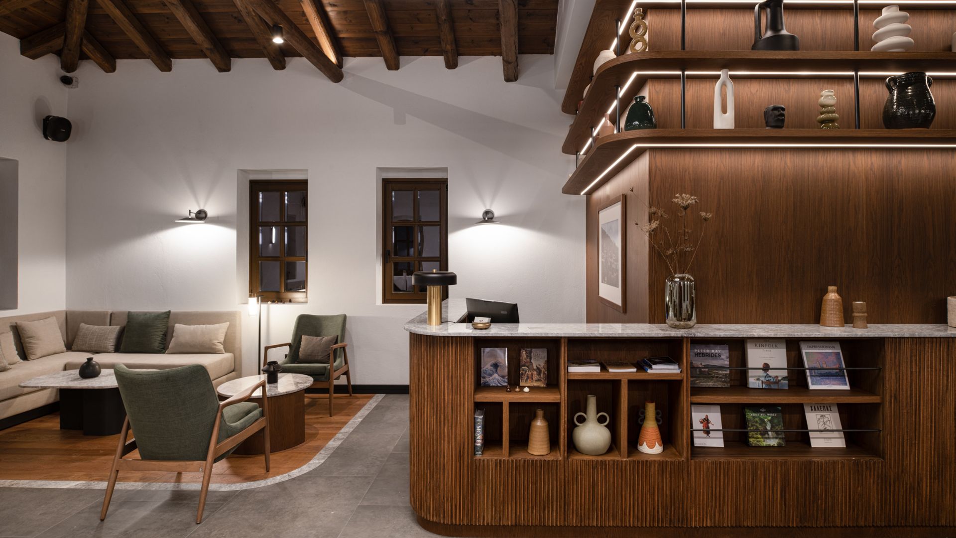 Unedo All Seasons Hotel-Lobby.jpg