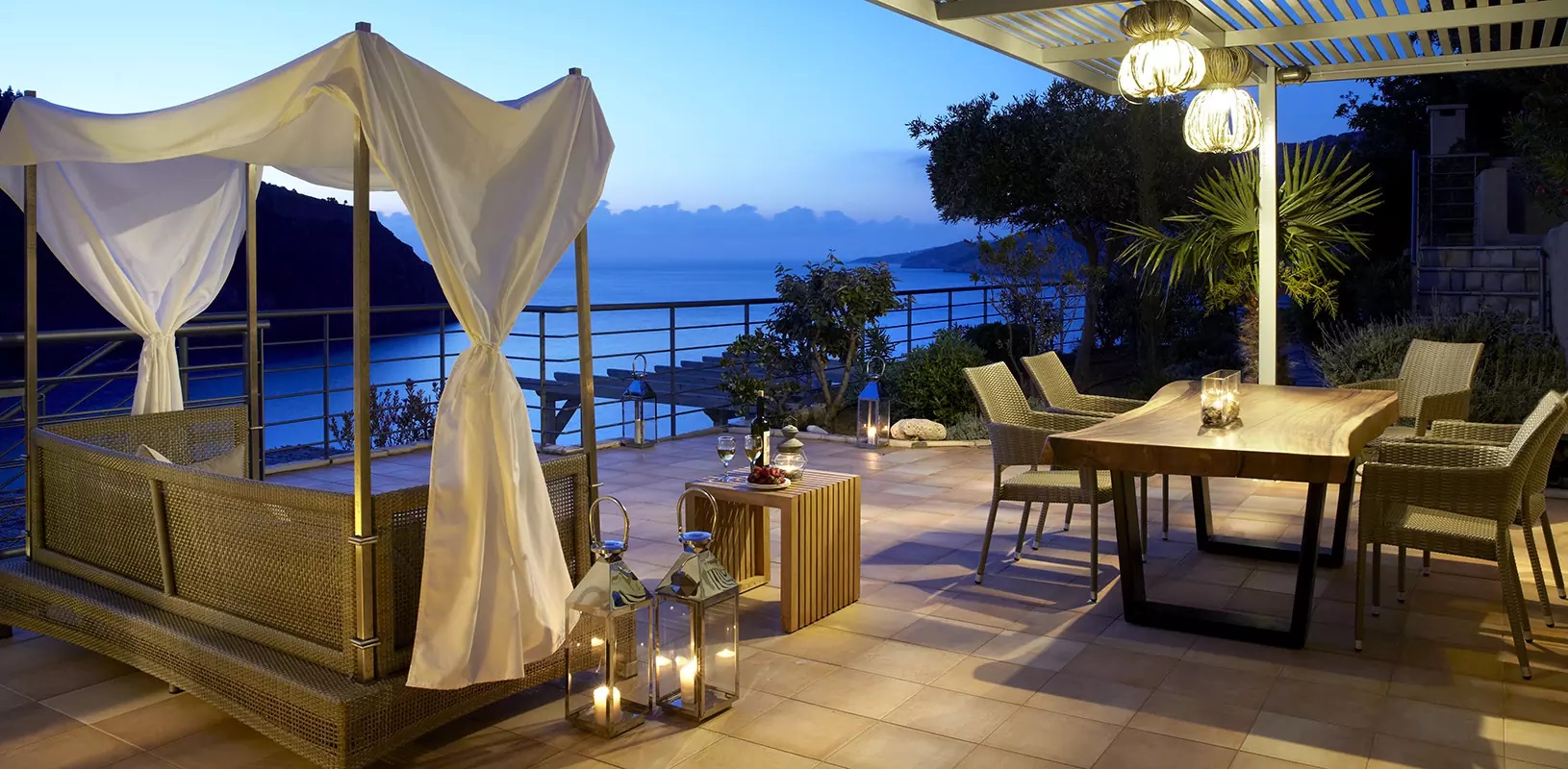 Braunis Horio Villas-vila-eleni-terasa.jpg