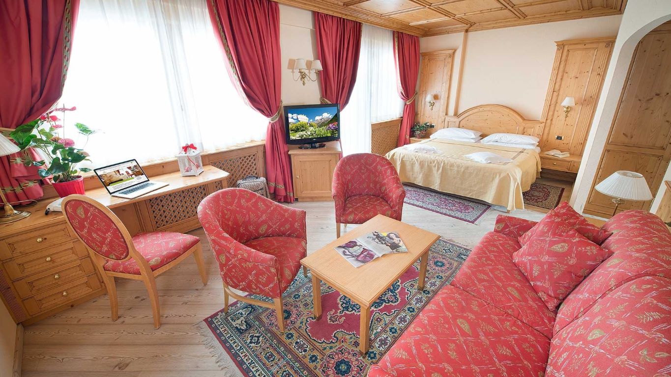 Hotel valltelina-panorama suite.jpg
