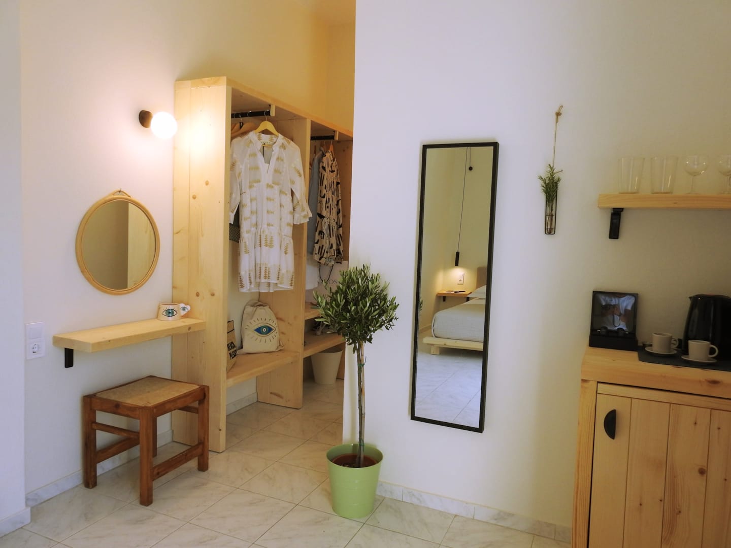 Capella-Town-Skiathos-ormar.jpg