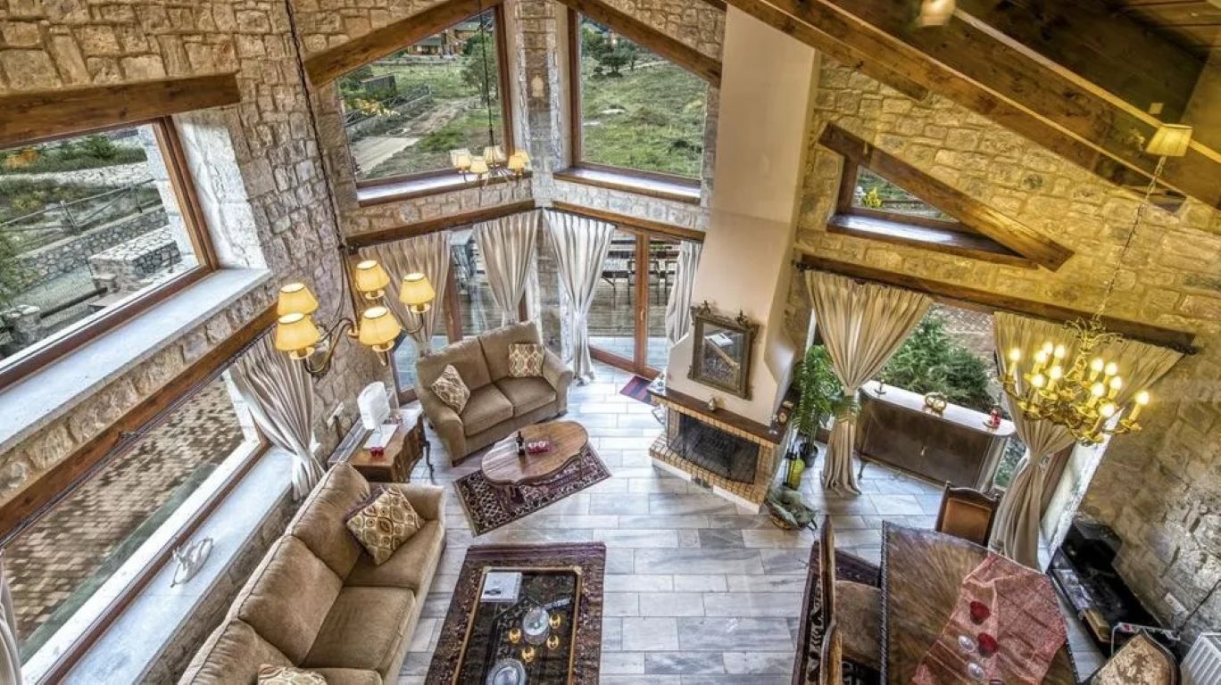 VIP Chalet 4 Seasons-Deluxe chalet Thyia.jpg