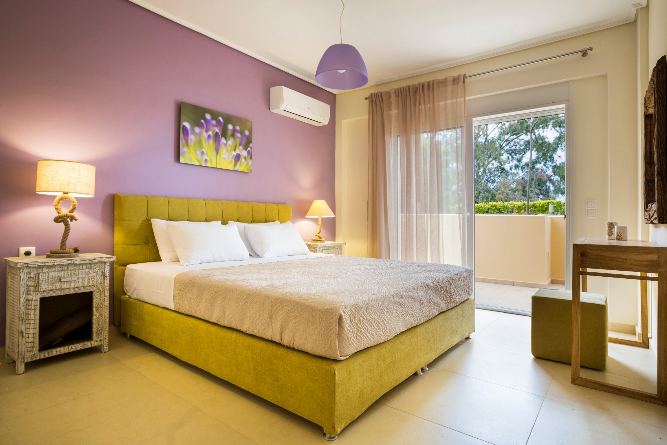Meliti-Waterfront-Suites-Lotos-spavaća-soba.jpg
