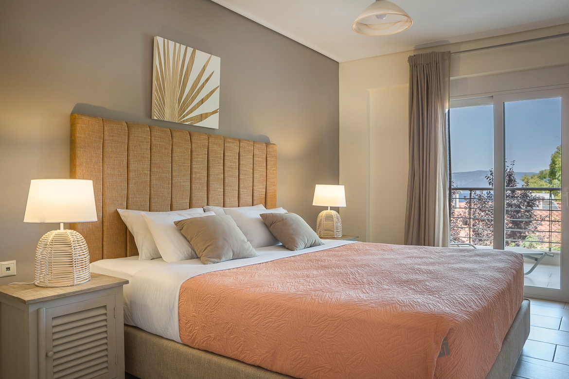 Meliti-Waterfront-Suites-Tangerine-apartman-soba.jpg