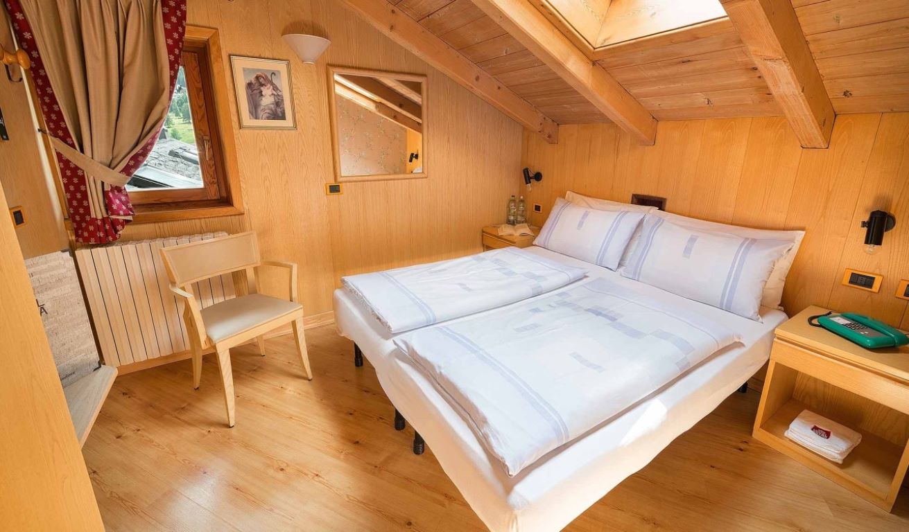 Hotel Astra 3- attic room.jpg