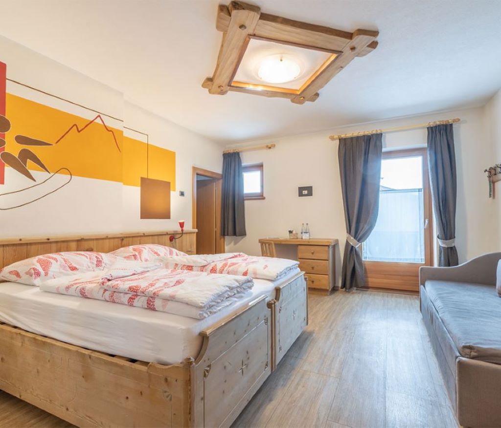 Hotel Alegra 3-standard room.jpg