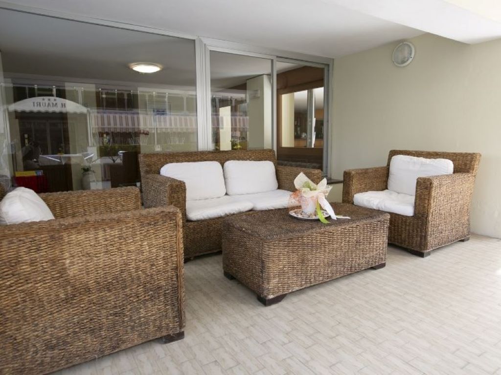 Hotel Ischia-Terasa bara.jpg