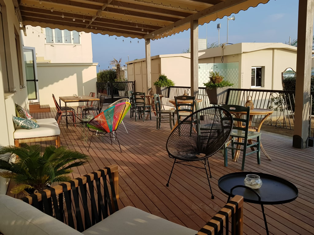 Hotel Albergo Aquila-Terasa.jpg