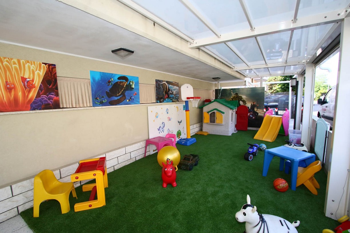 Hotel Kim-Mini klub.jpg