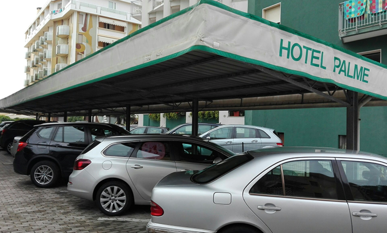 Palme Hotel-Parking.png