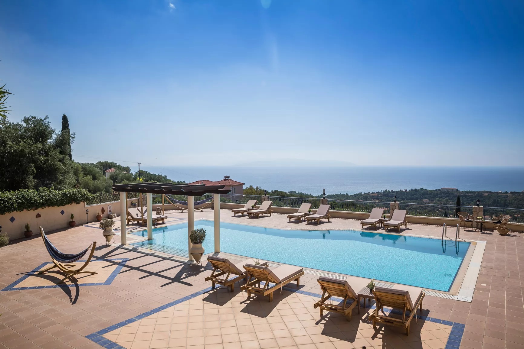 Diana Studios Kefalonia-Spoljasnji bazen.jpg