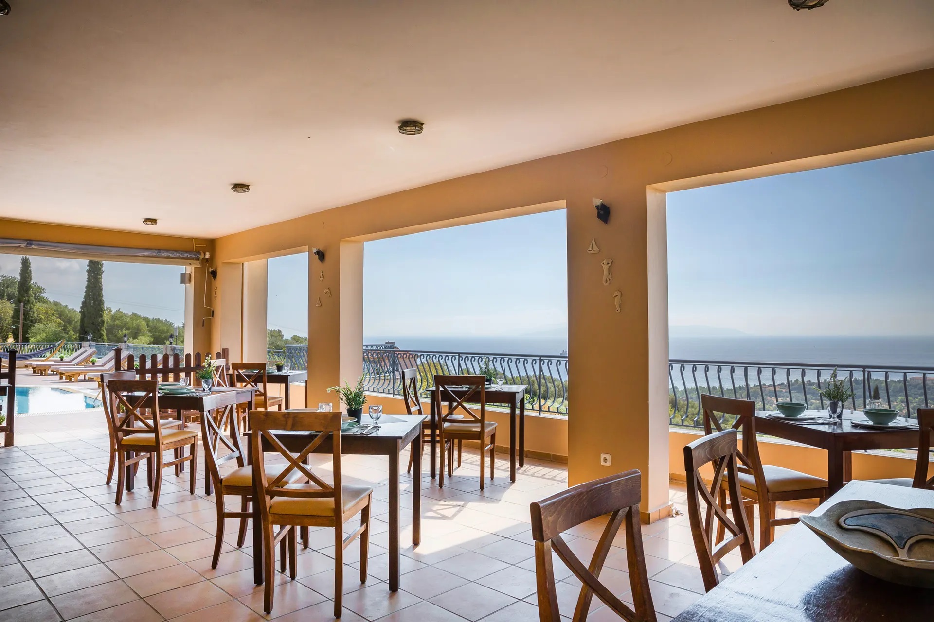 Diana Suites-Bar.jpg