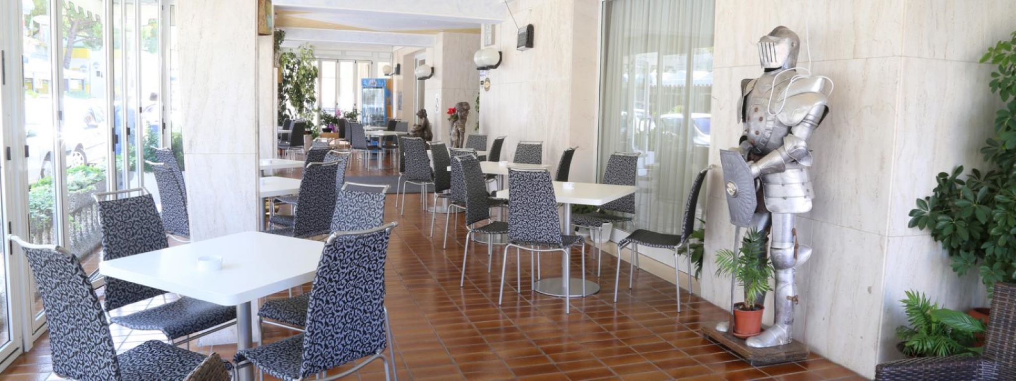 Hotel Portofino-Terasa.jpg