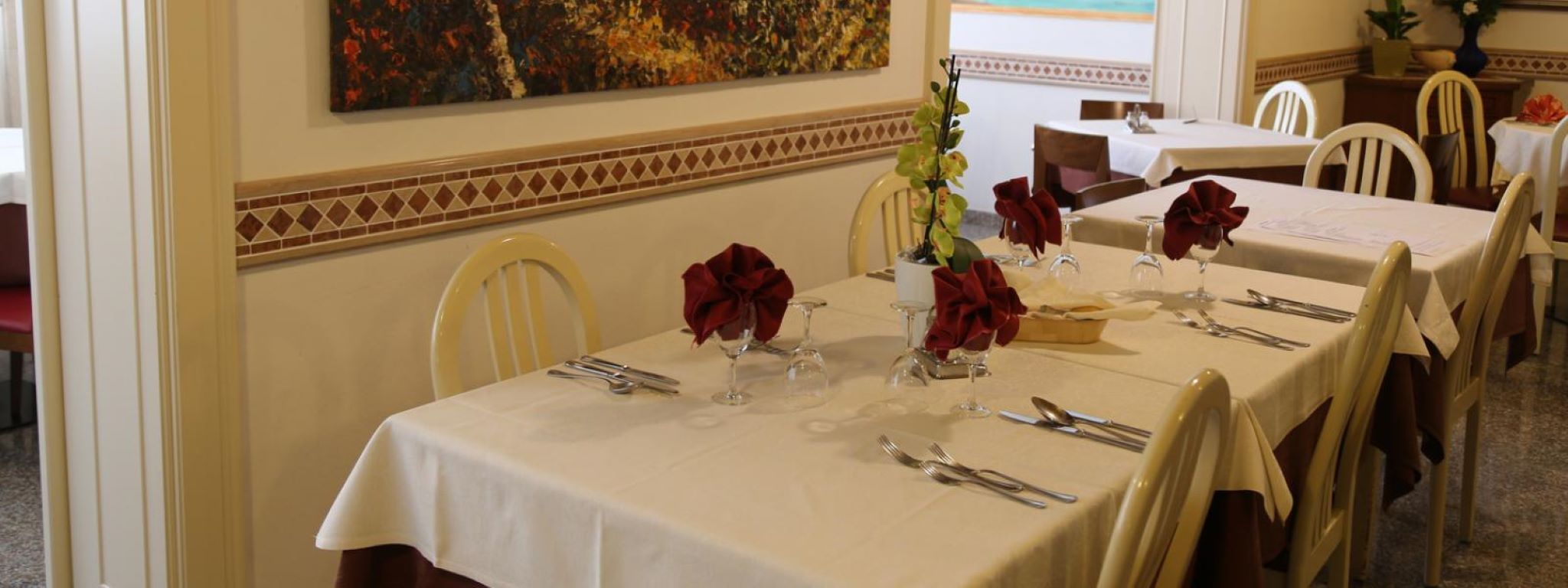 Portofino Hotel-Restoran.jpg