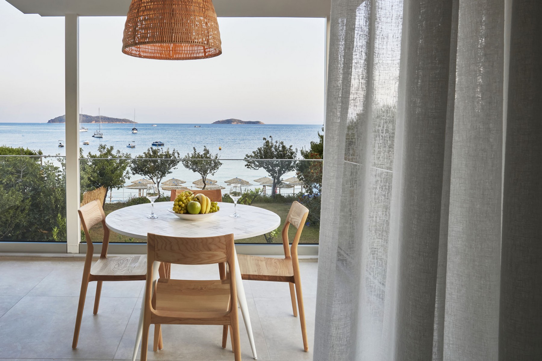 Ammos-Luxury-Apartments-balkon-pogled.jpg