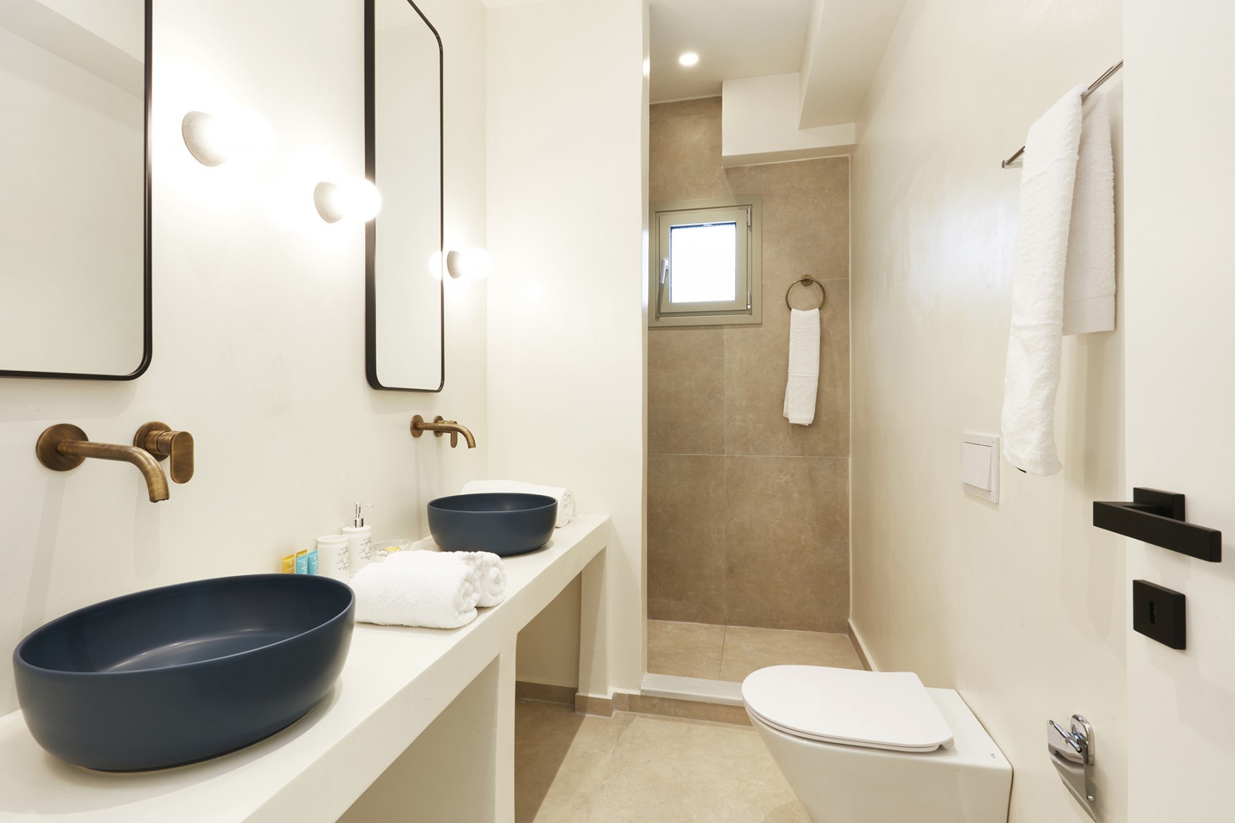 Ammos-Luxury-Apartments-kupatilo-apartman.jpg