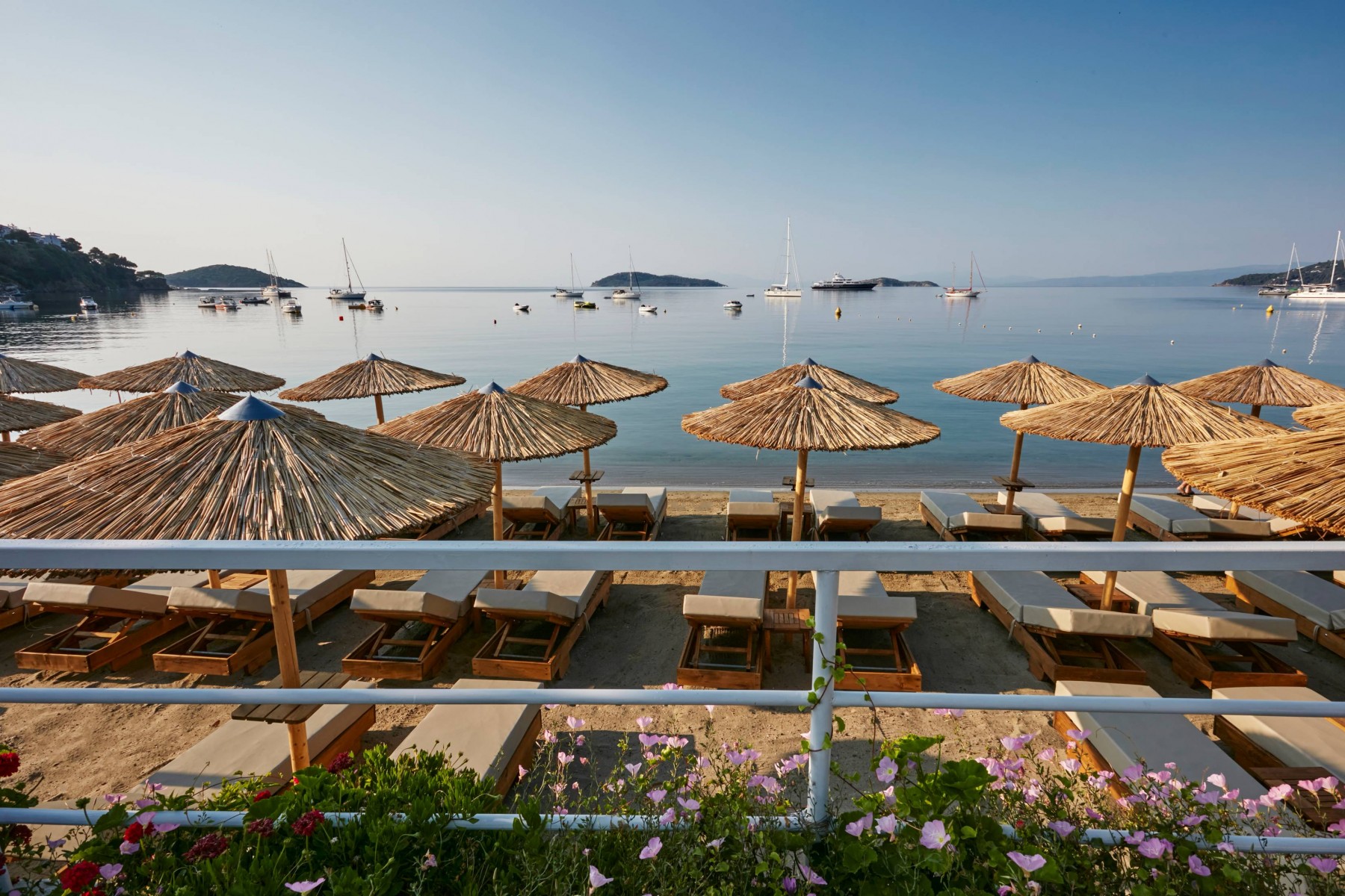 Ammos-Luxury-Apartments-plaža.jpg
