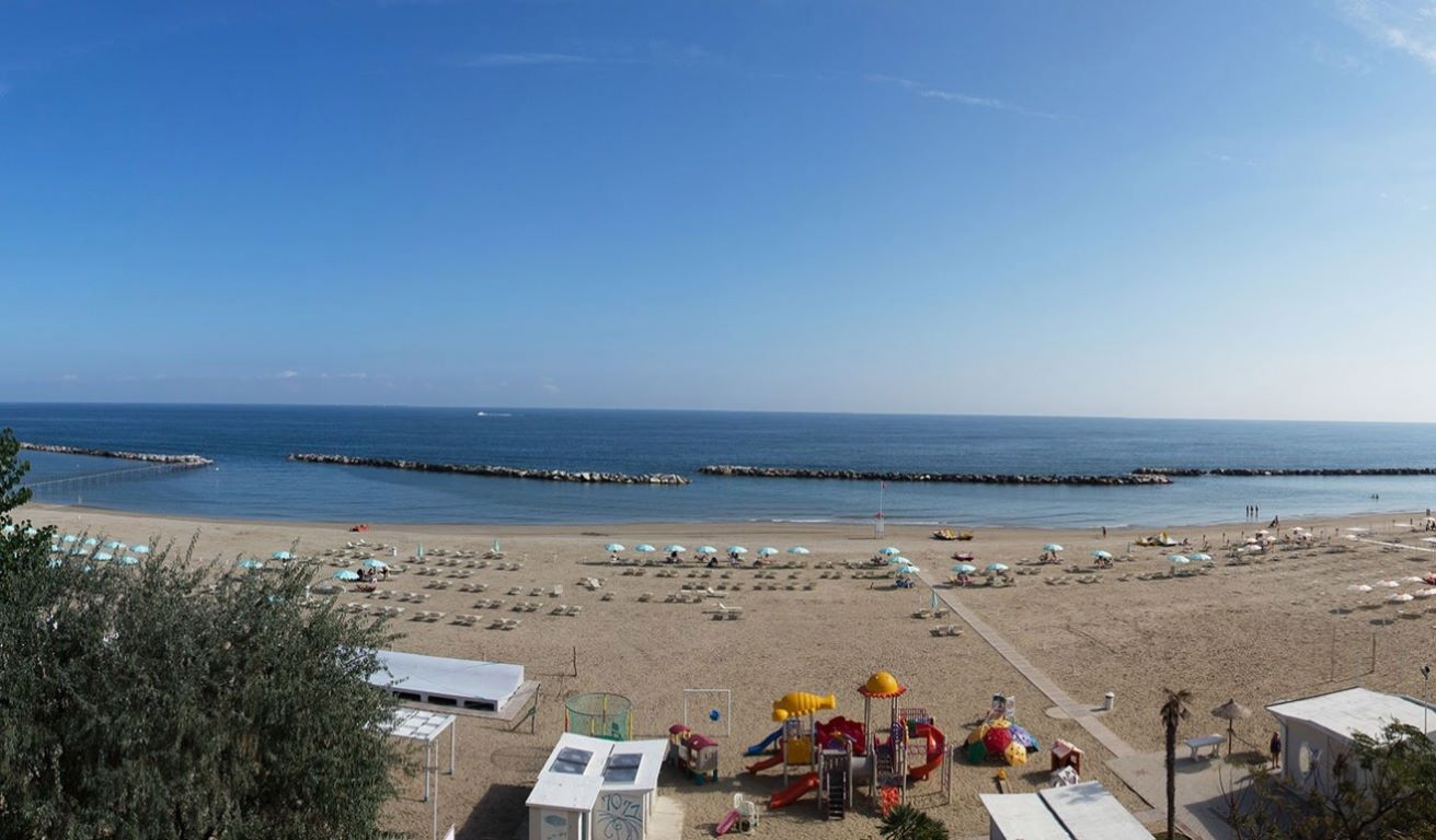 Hotel Platinum-Plaza.jpg
