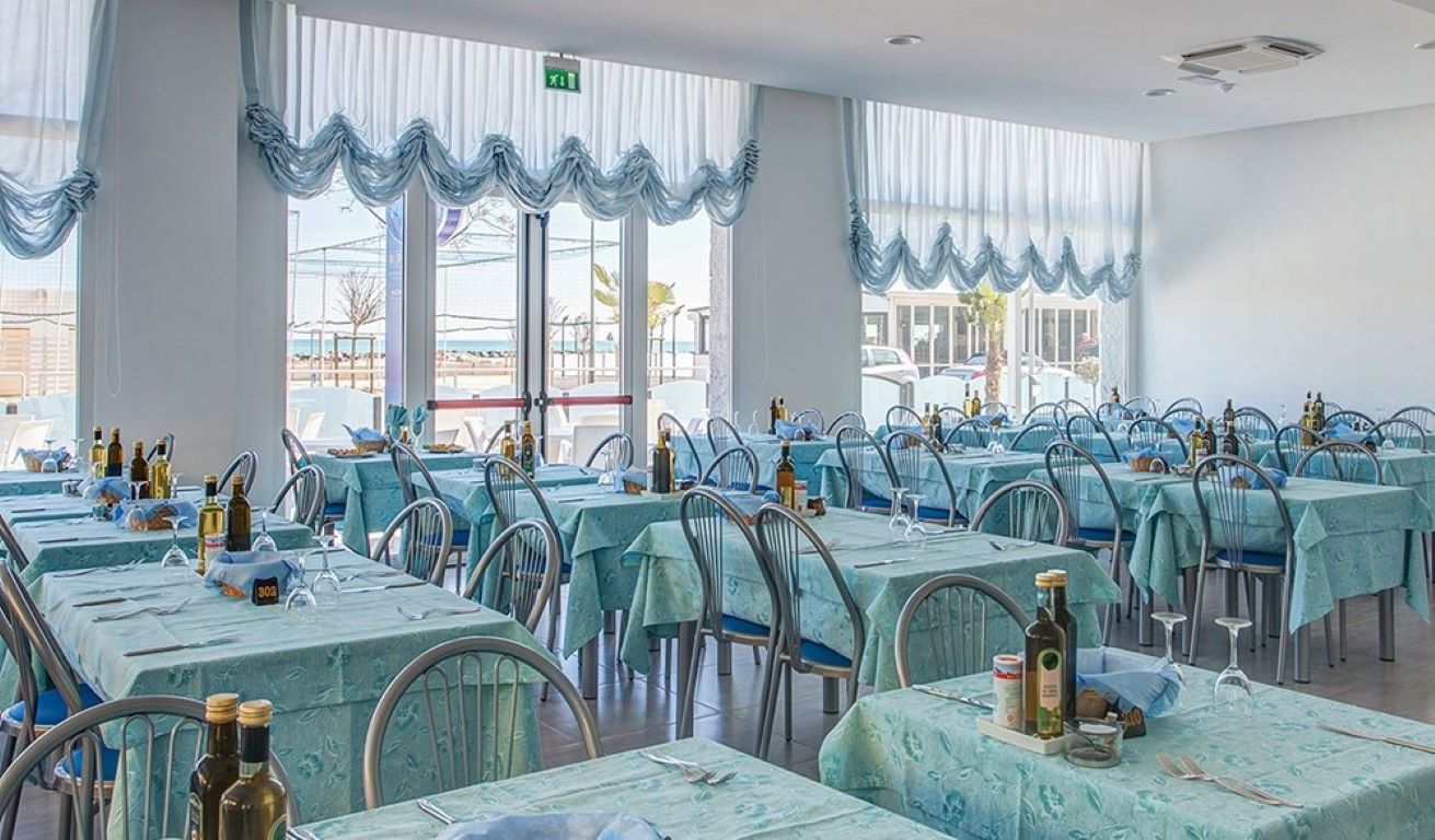 Hotel Platinum-Restoran.jpg