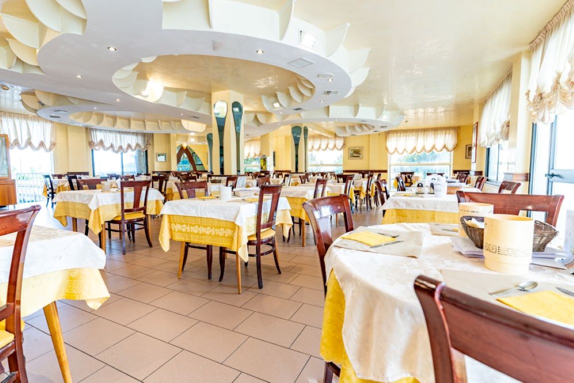 Hotel Aragosta-Restoran.jpg