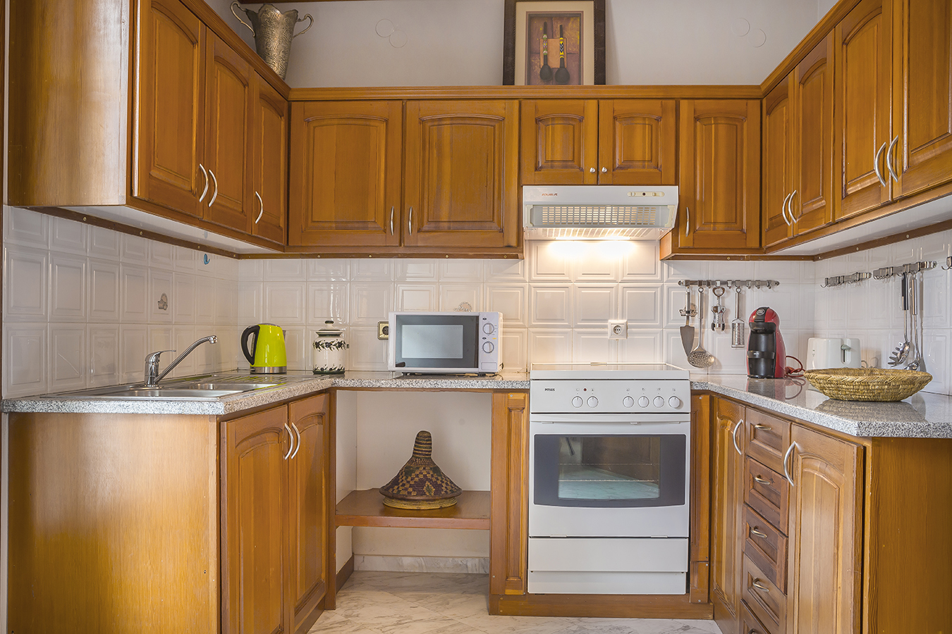 Faros Residence-apartman-kuhinja.jpg