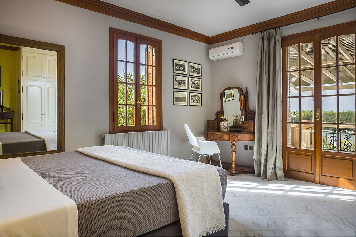 Faros Residence-spavaća soba.jpg