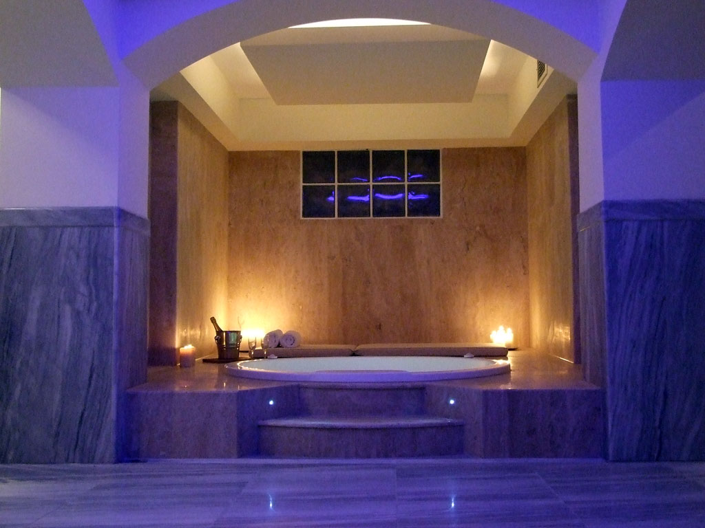 Hotle Hanioti Village Resort-Djakuzi.jpg