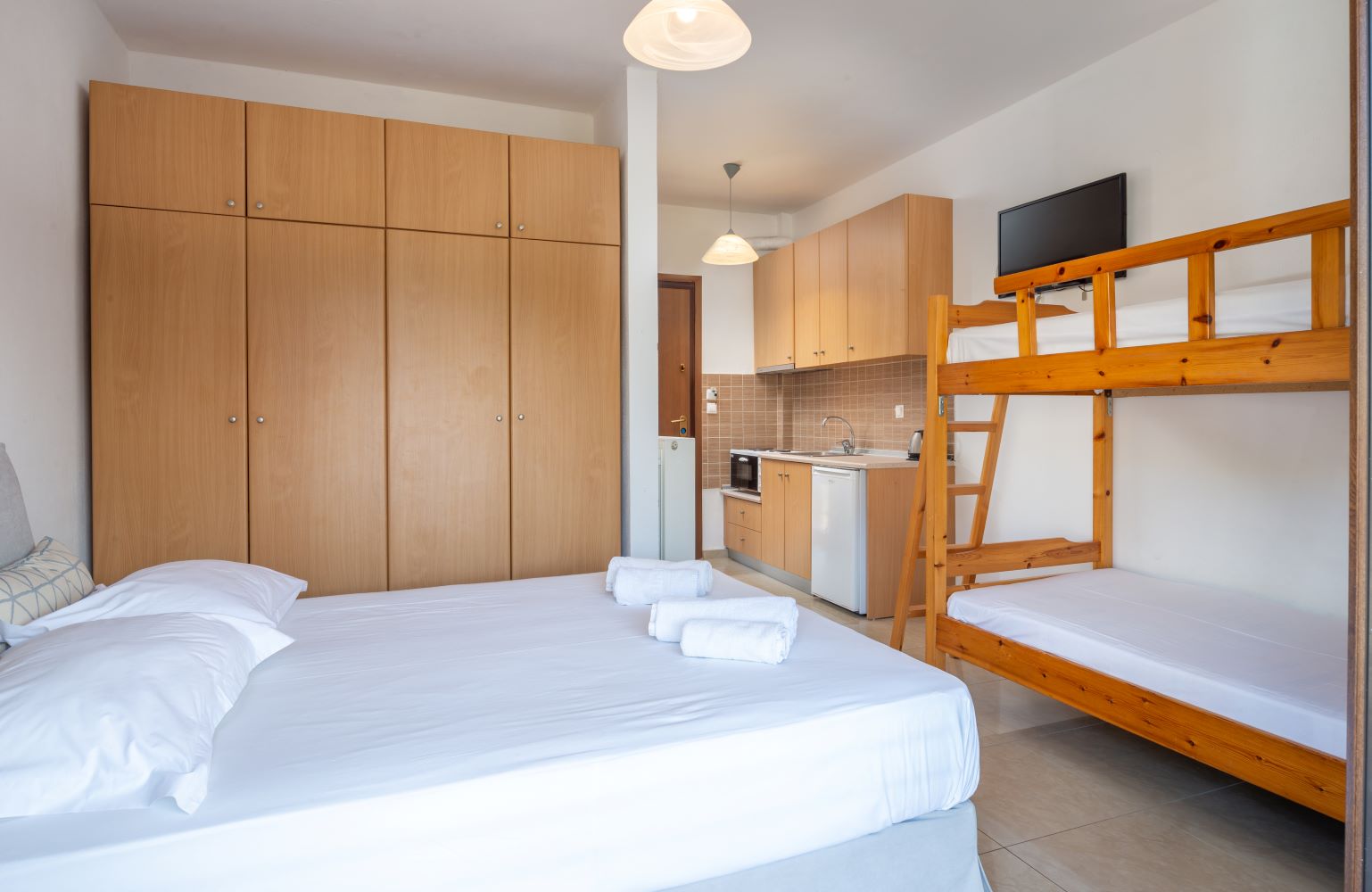 Hotel Villa Maria Toroni-Family studio.jpg
