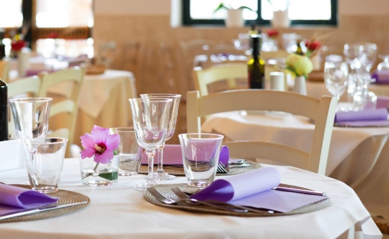Frank Hotel-Restoran.jpg