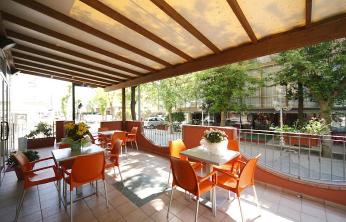 Sport Hotel-Bar.jpg