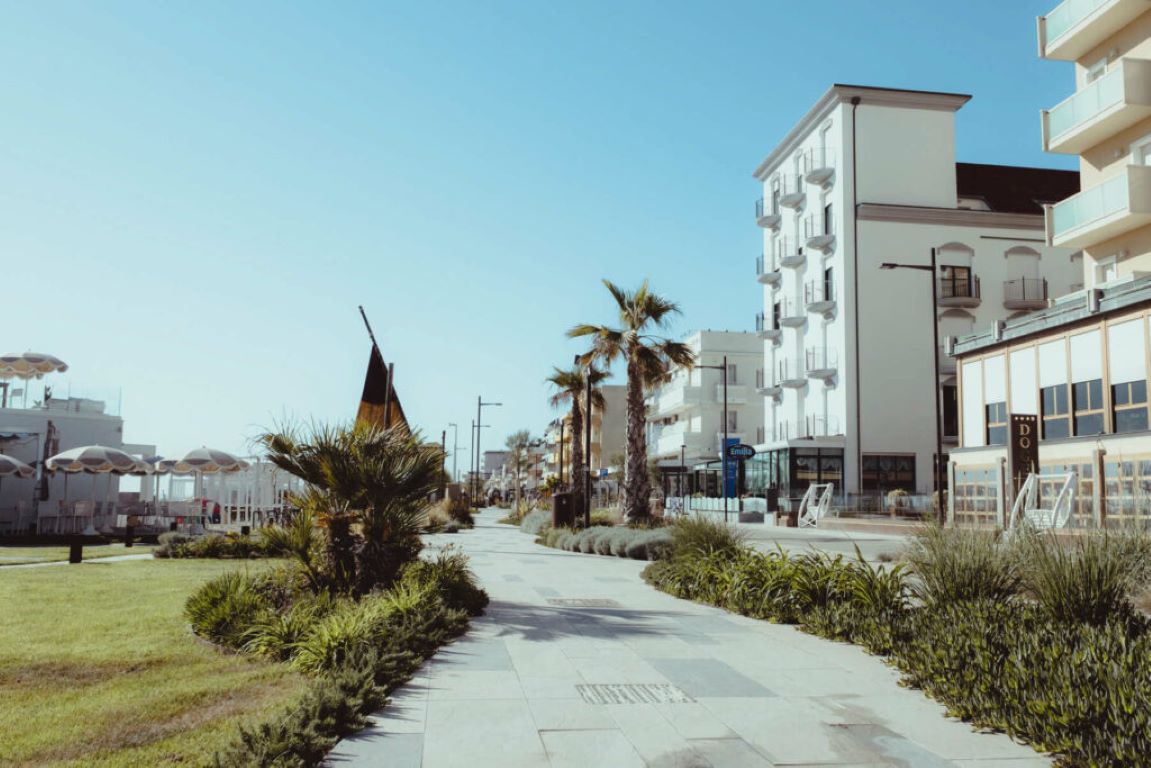 Emilia Hotel-Promenada.jpg
