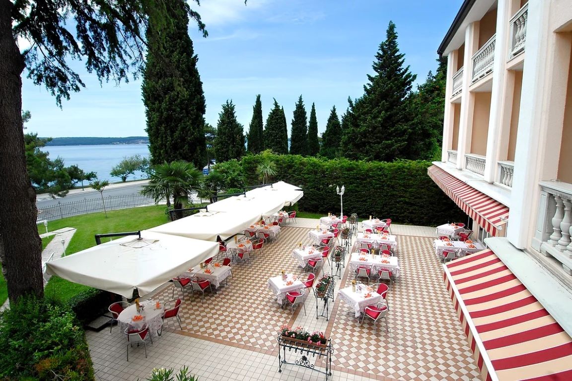 Hotel Marko-Terasa restorana.jpg
