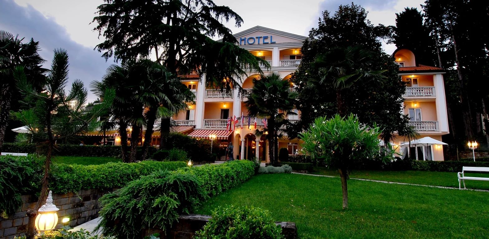 Hotel Marko-Zgrada hotela.jpg