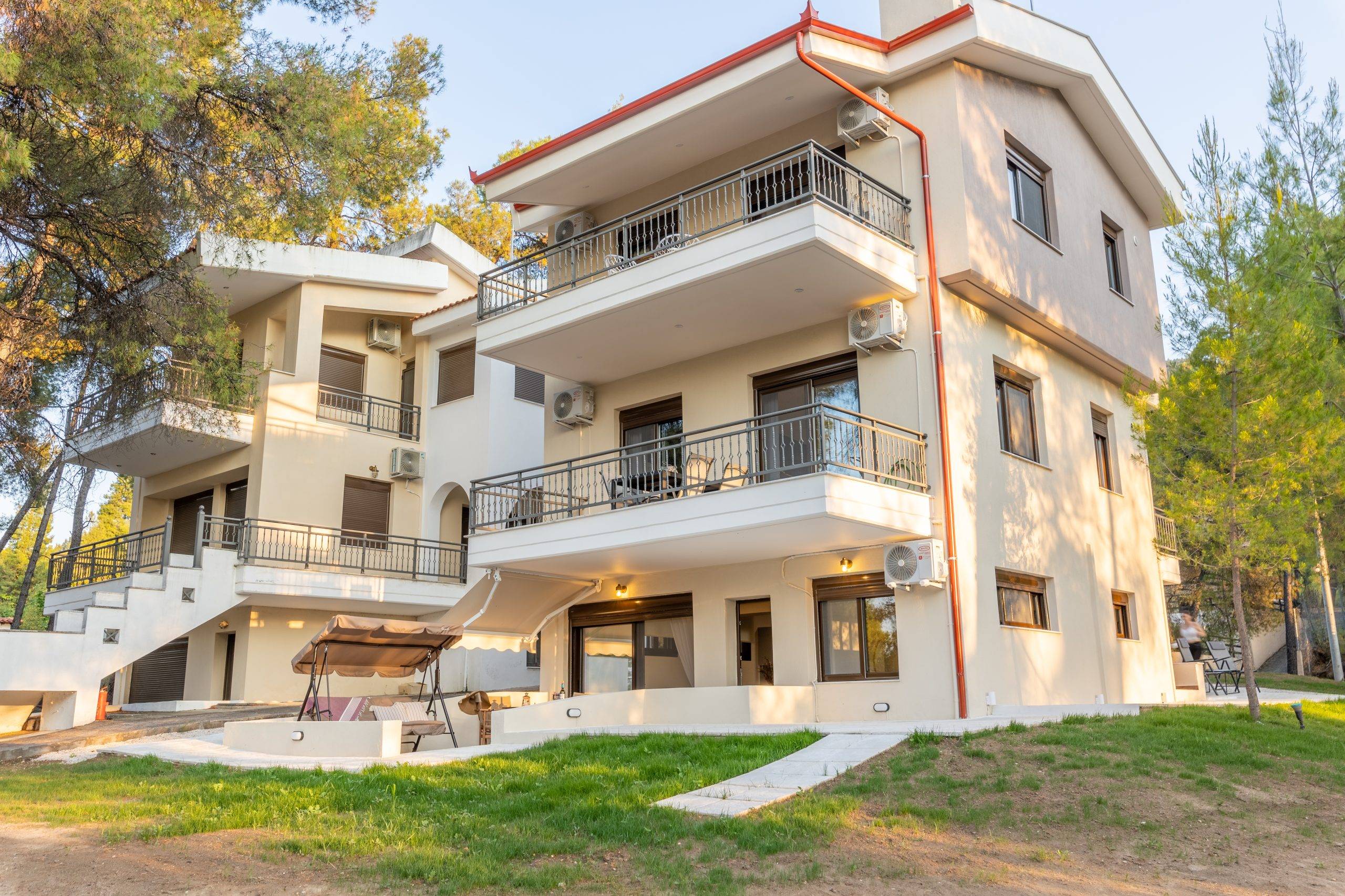 Natura Suites-Spoljasnji izgled.jpg